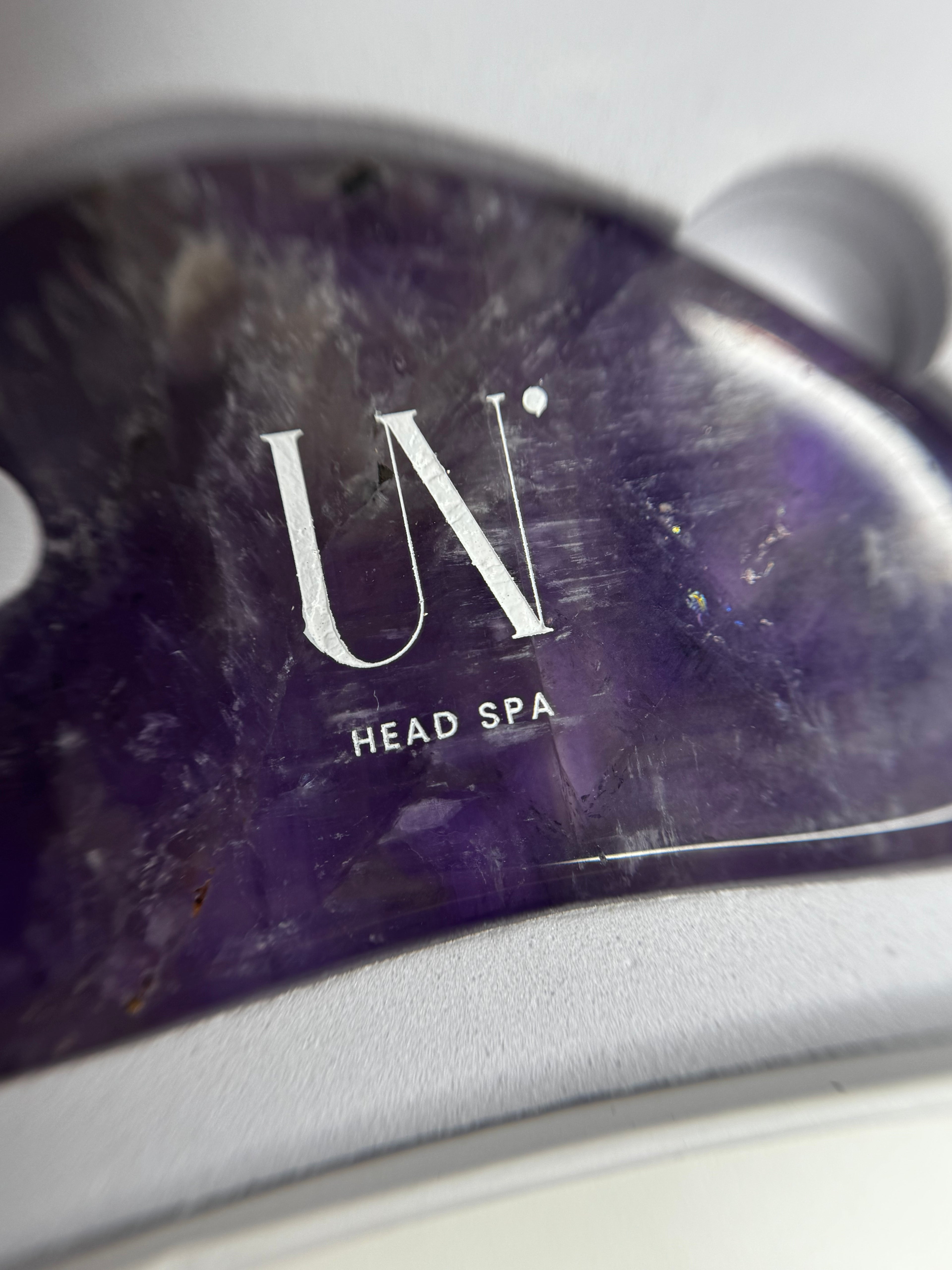 Gua Sha en Ametiste violette pour soin du visage