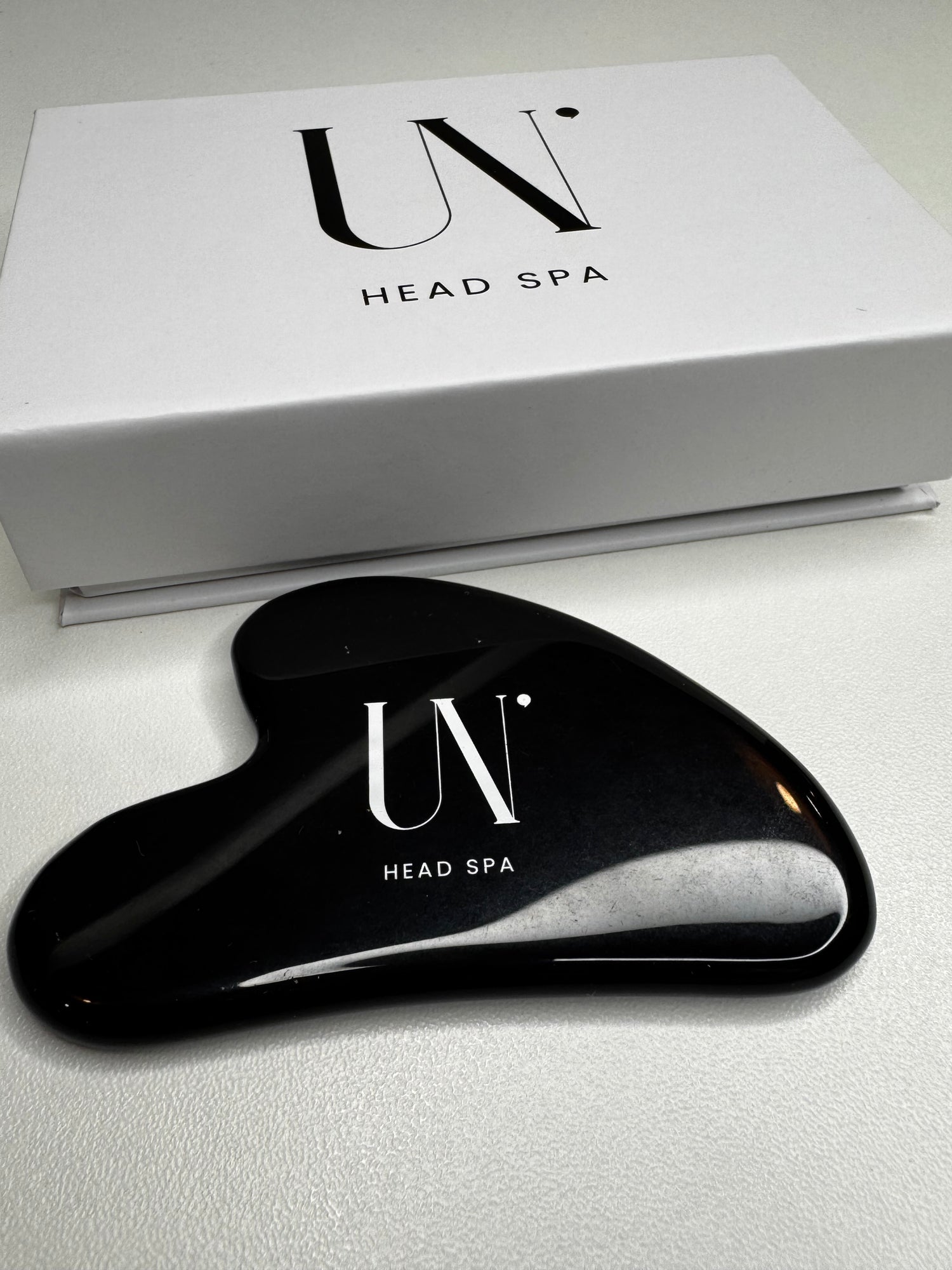 Gua Sha en Obsidienne noir